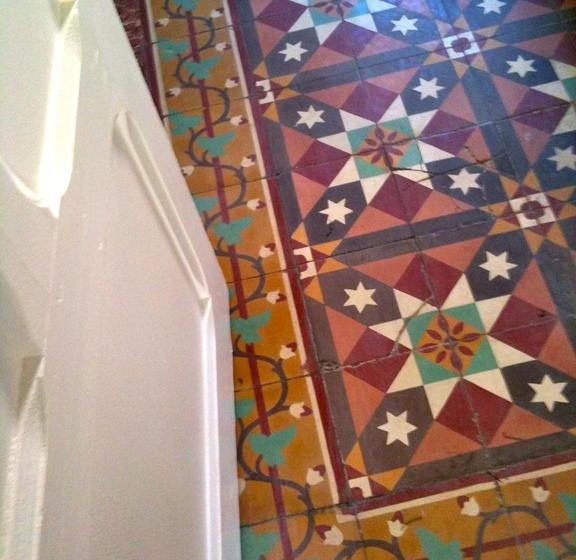 ベッドアンドブレックファースト Les Cagettes En Ville