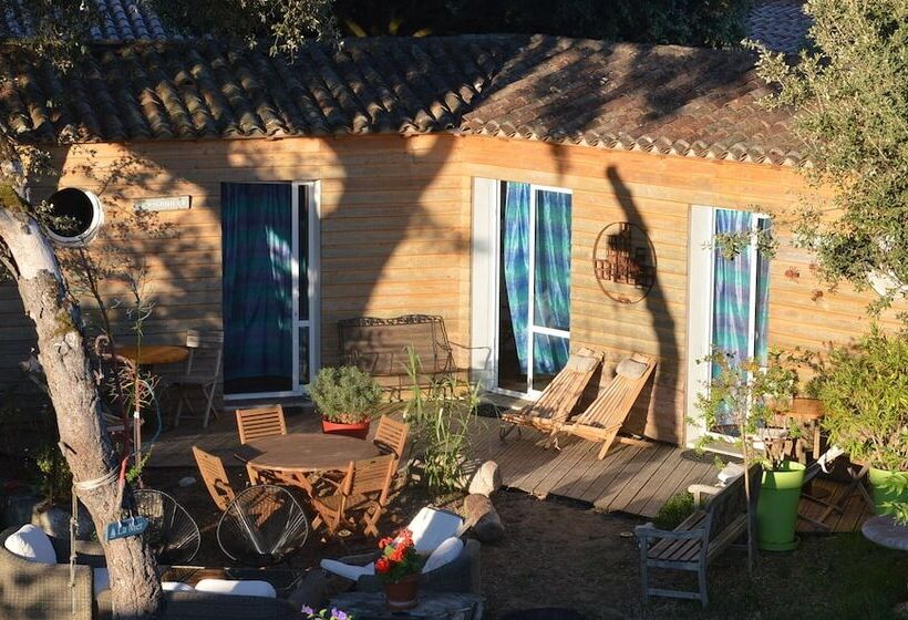 ベッドアンドブレックファースト Les Chênes Bleus