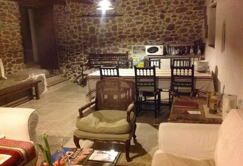 Aamiaismajoitus (B&B) Maison Amestoia