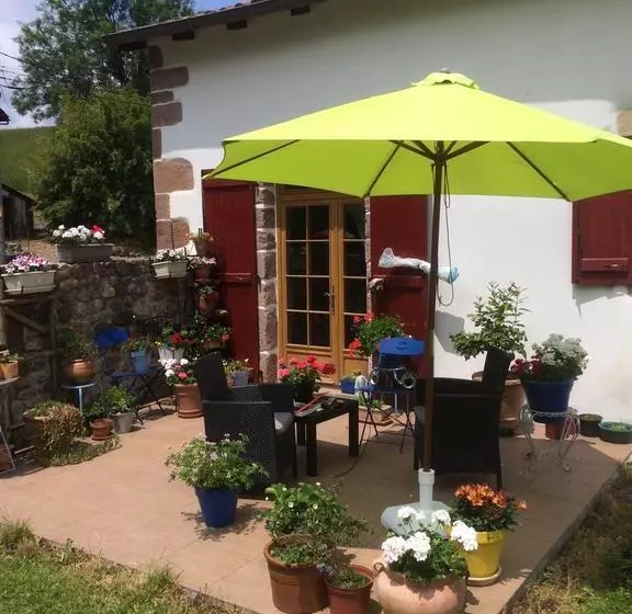 Aamiaismajoitus (B&B) Maison Amestoia