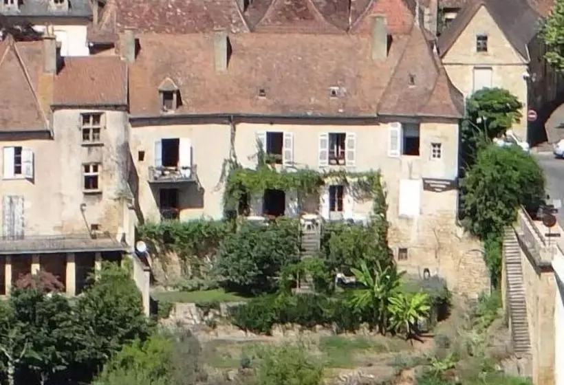Aamiaismajoitus (B&B) Maison Porte Del Marty