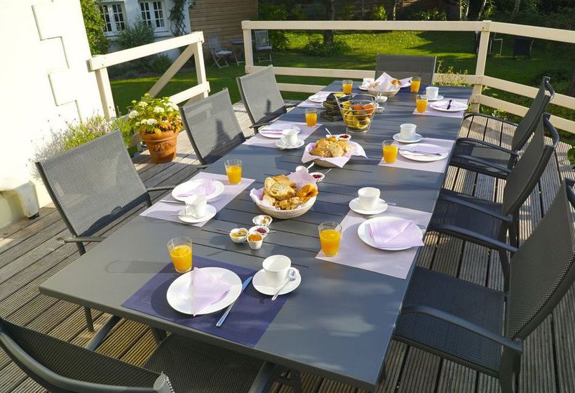 مبيت وإفطار Villa Du Bonheur, Chambres D Hôtes