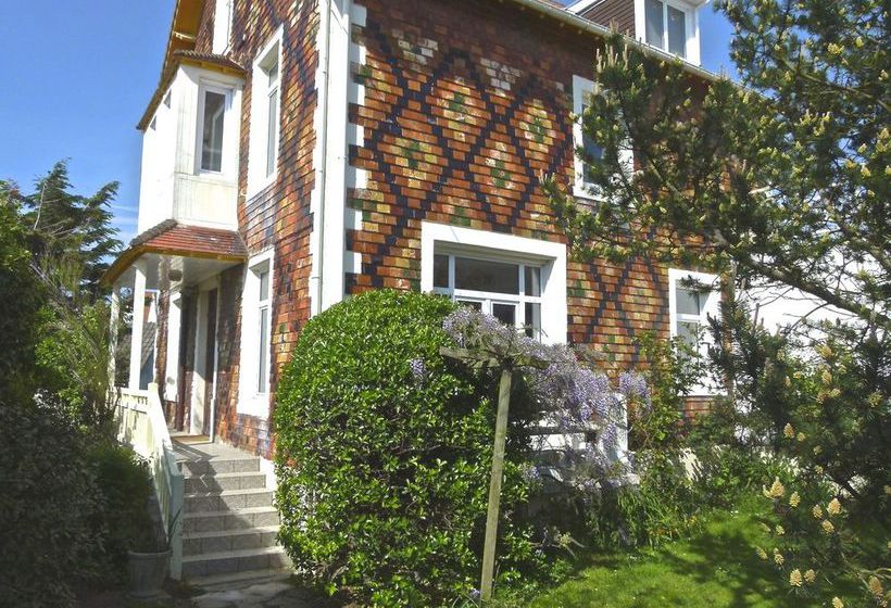 مبيت وإفطار Villa Du Bonheur, Chambres D Hôtes