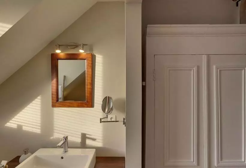 ベッドアンドブレックファースト Villa Du Bonheur, Chambres D Hôtes