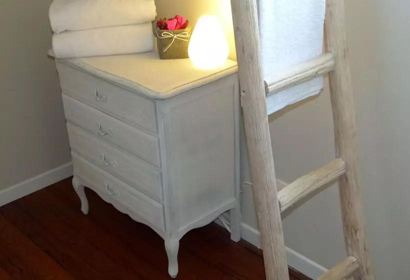 ベッドアンドブレックファースト Villa Du Bonheur, Chambres D Hôtes