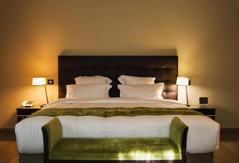 فندق Amicitia   Hôtel & Restaurant