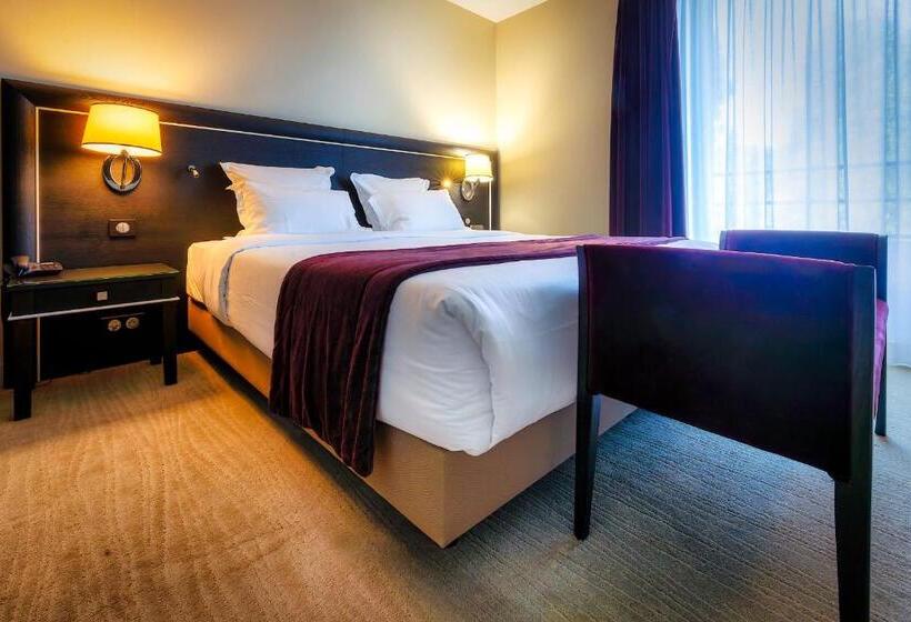 فندق Amicitia   Hôtel & Restaurant