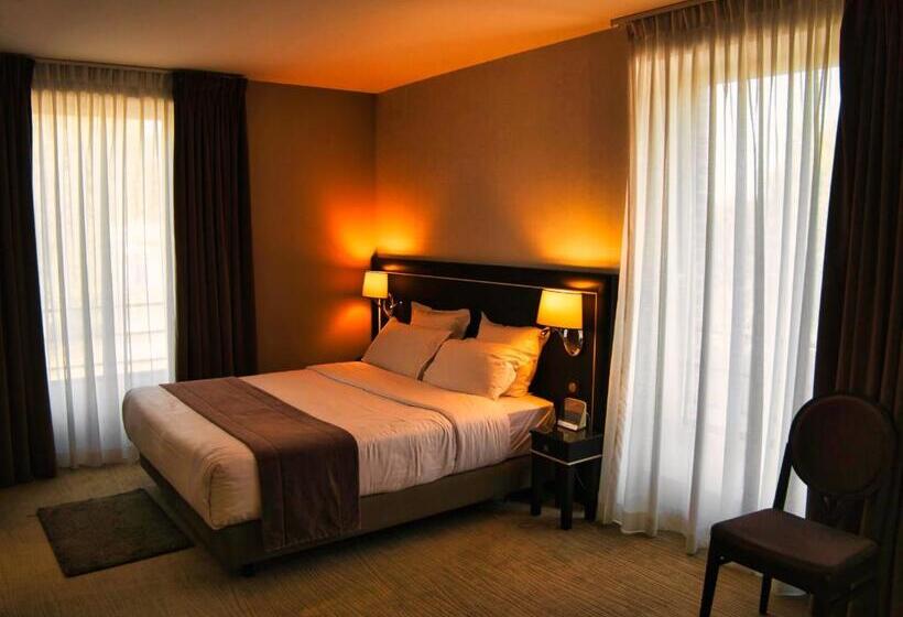 فندق Amicitia   Hôtel & Restaurant