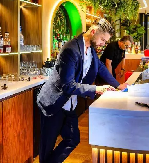 ホテル Amicitia   Hôtel & Restaurant