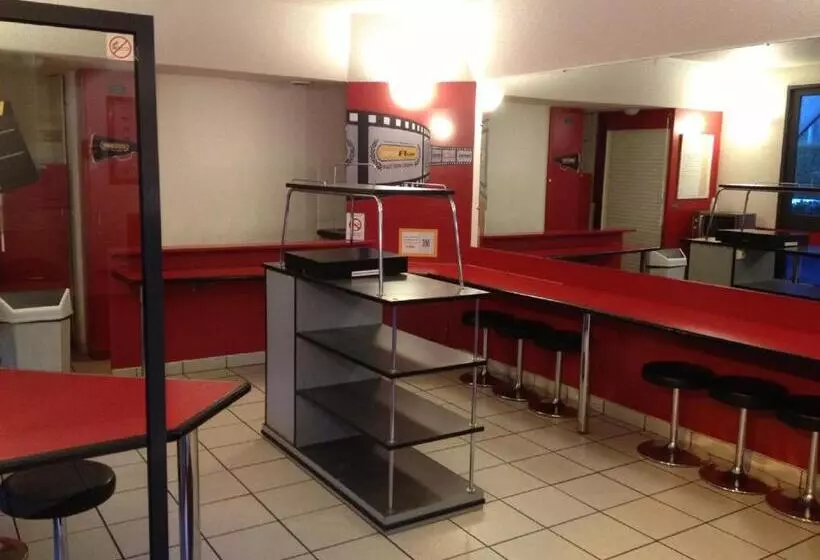 Hotelli F1 Remiremont Saint Nabord