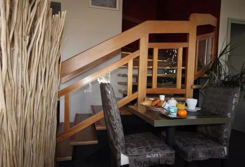 ホテル Hôtel D'arcins