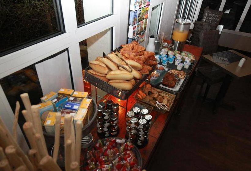 Отель Hôtel D'arcins