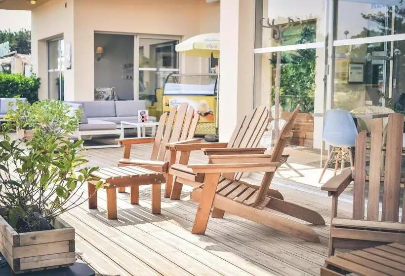 ホテル Hôtel Le Plaisance