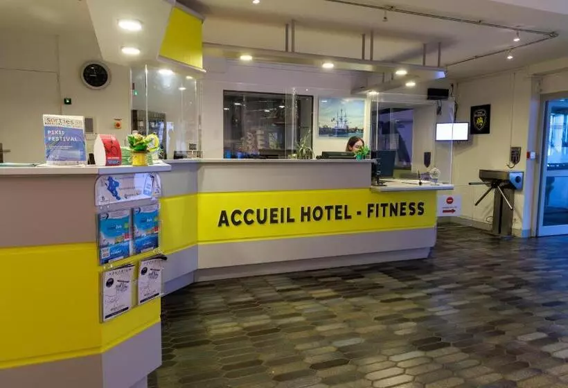 Hotelli Logis Hôtel Le Rochelois