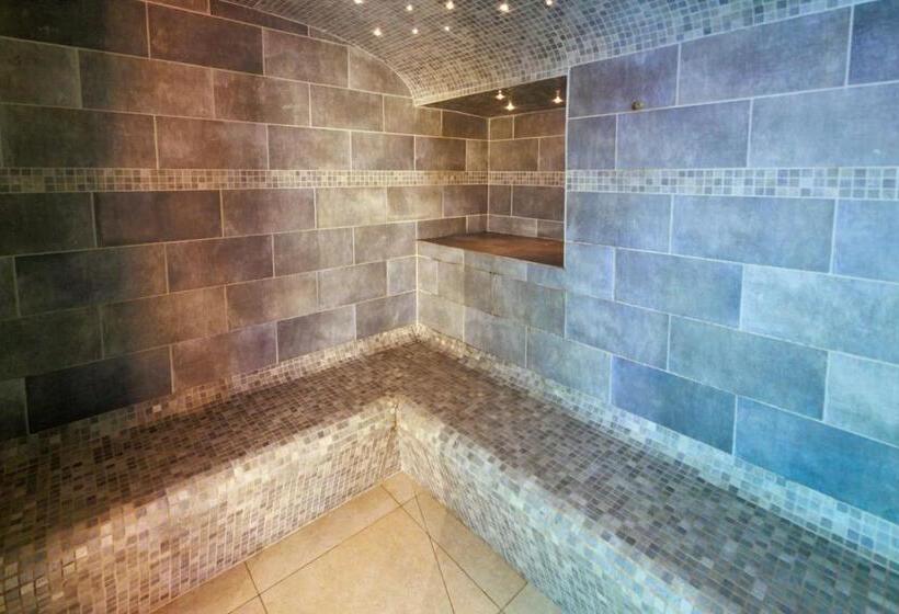 فندق Logis Hôtel Le Rochelois