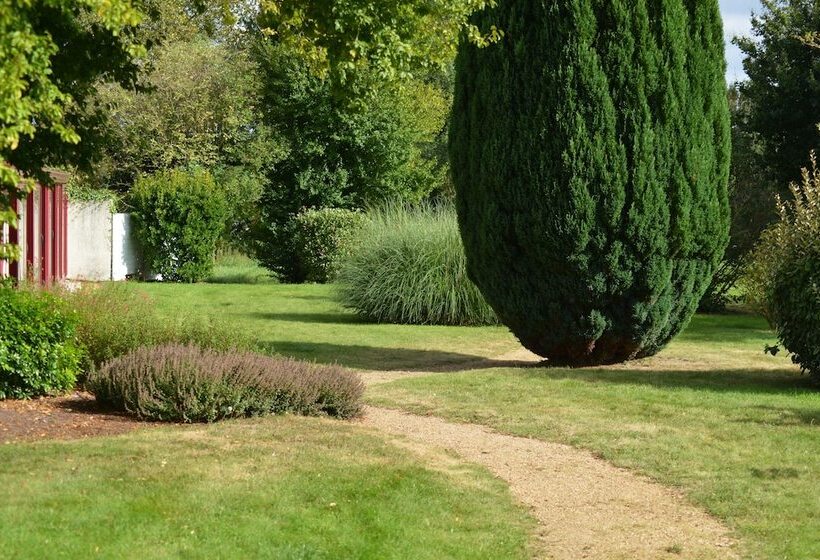 호텔 Hôtel Les Voisins Beaucemaine