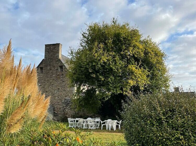 호텔 Hôtel Les Voisins Beaucemaine