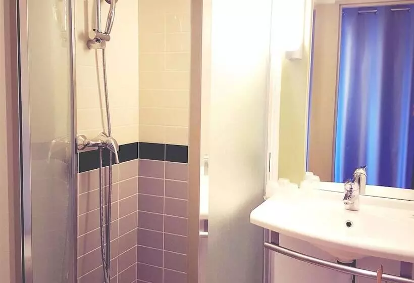 هتل Ibis Budget Arles Palais Des Congres