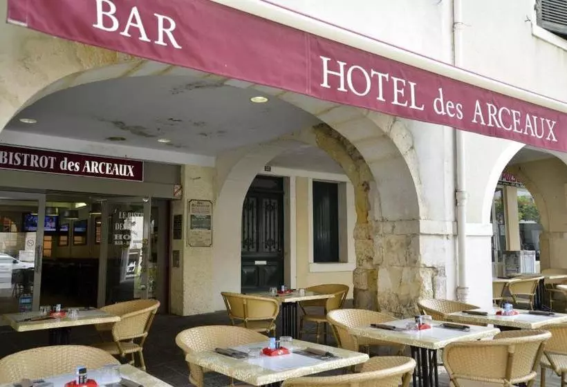 Hotelli Hôtel Des Arceaux