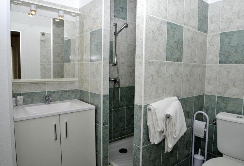 ホテル Hôtel Des Arceaux