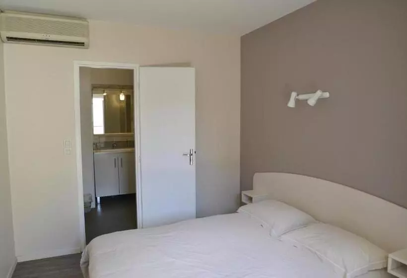 Hotelli Hôtel Des Arceaux