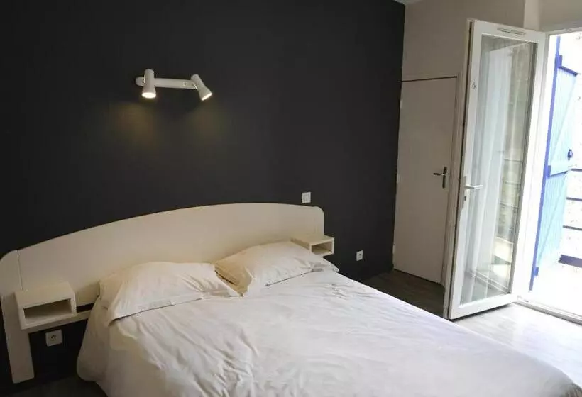 Hotelli Hôtel Des Arceaux