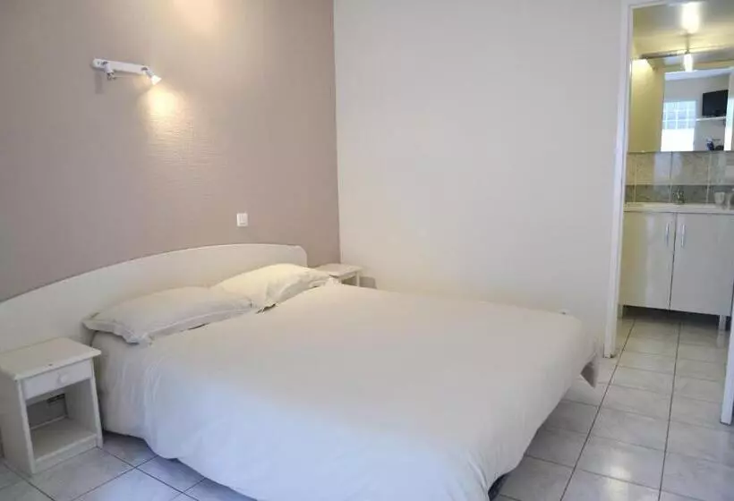 Hotelli Hôtel Des Arceaux