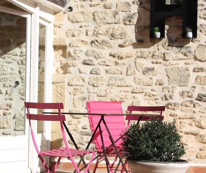 La Demeure Bed And Breakfast