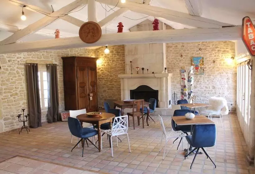 La Demeure Bed And Breakfast