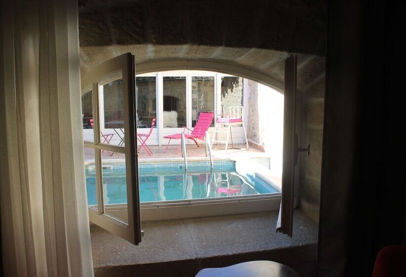 La Demeure Bed And Breakfast