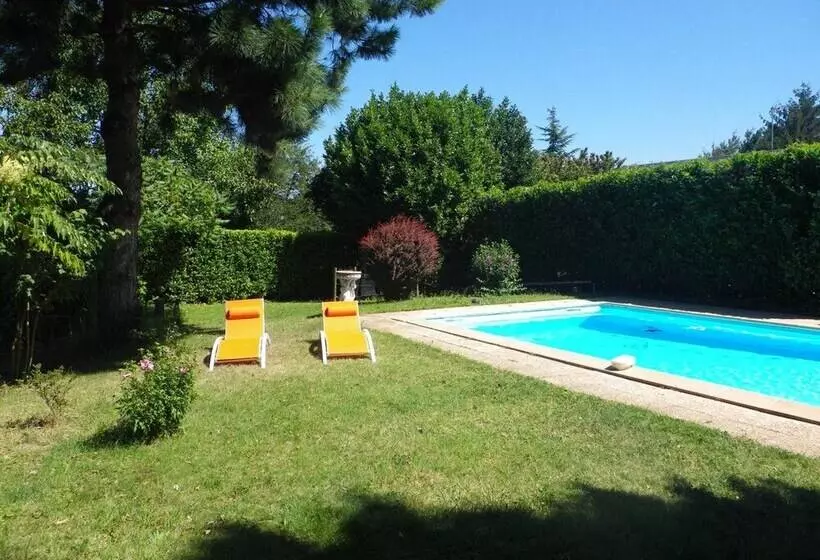 Aamiaismajoitus (B&B) Chambres D Hôtes Mado Et Lulu