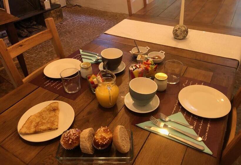 Nocleg ze śniadaniem Chambres & Tables D'hôtes L'ostal De Pombonne