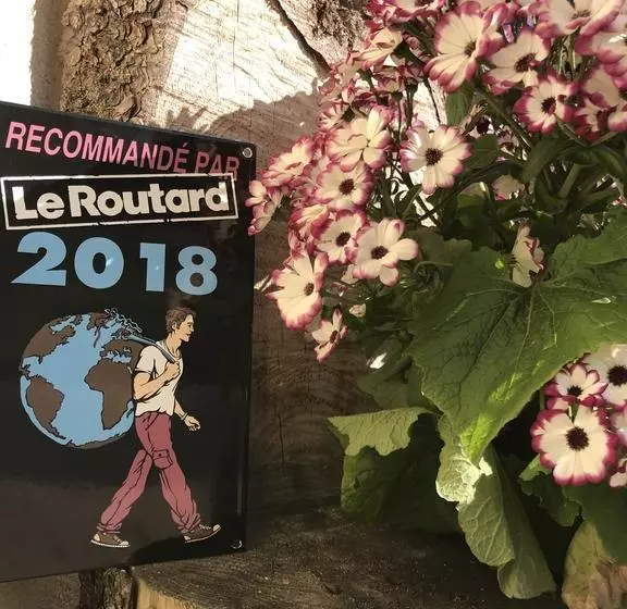ベッドアンドブレックファースト Chez Jeanmyvonne