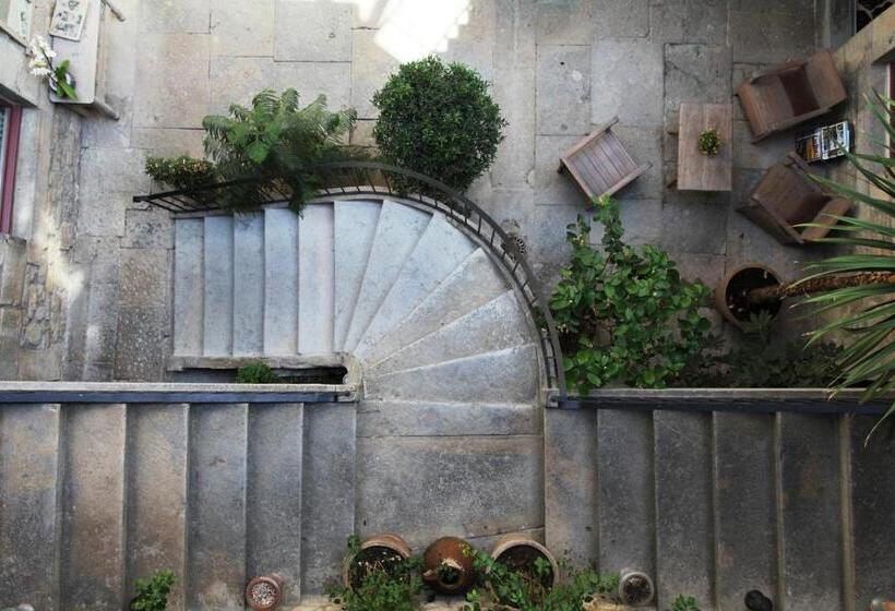 Bed and Breakfast La Closerie Des Capucines