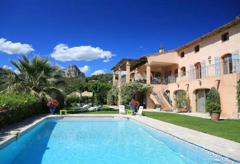 Bed and Breakfast La Bastide De Freinet