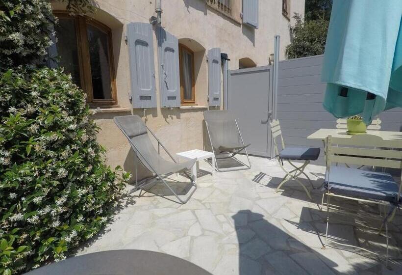 住宿加早餐  La Bastide De Freinet