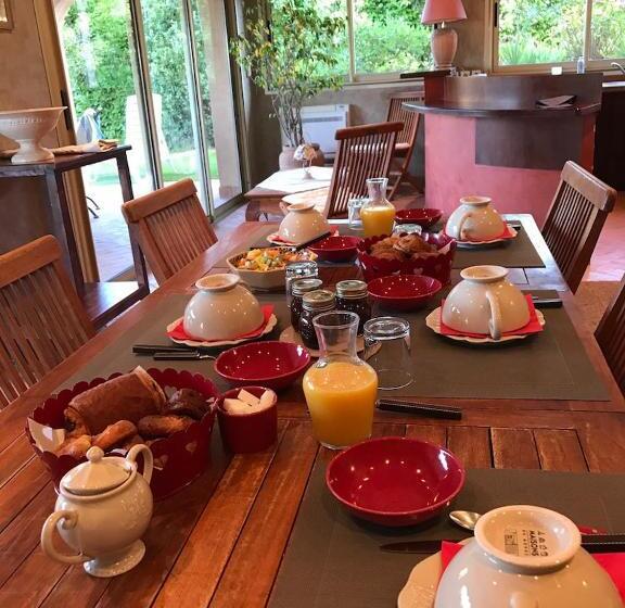 住宿加早餐  La Bastide De Freinet