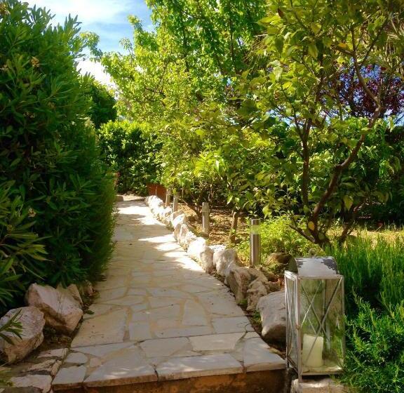 住宿加早餐  La Bastide De Freinet