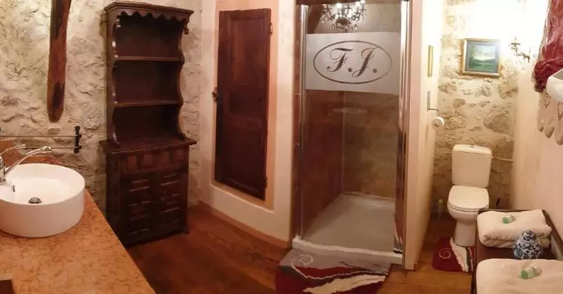 تختخواب و صبحانه La Ferme De Jeanne