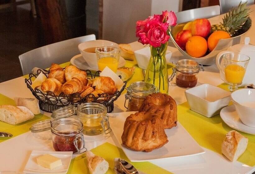 Bed and Breakfast La Maison D Emilie