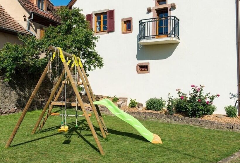 Bed and Breakfast La Maison D Emilie