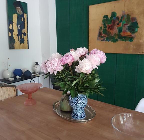 تختخواب و صبحانه La Maison Du Sart