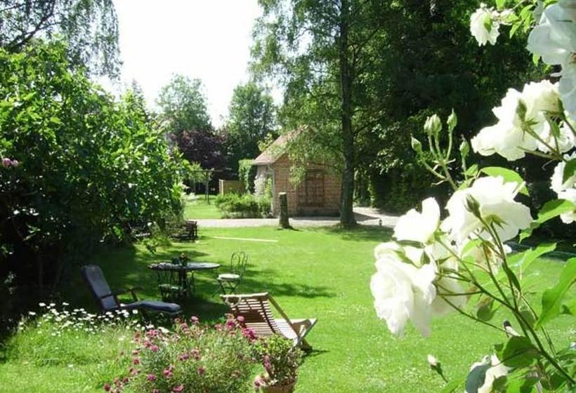 تختخواب و صبحانه La Maison Du Sart