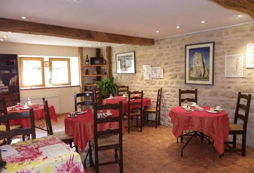 ベッドアンドブレックファースト Le Cottage Du Château