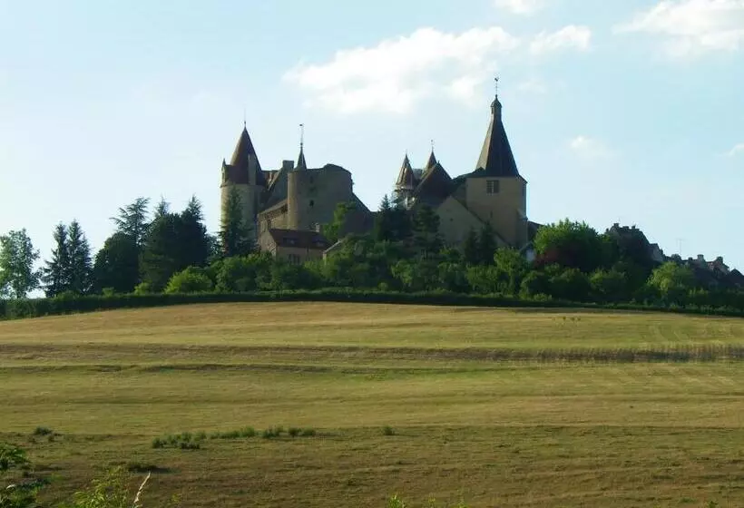 ベッドアンドブレックファースト Le Cottage Du Château