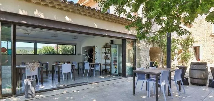 Aamiaismajoitus (B&B) Le Jour Et La Nuit  Maison D Hôtes