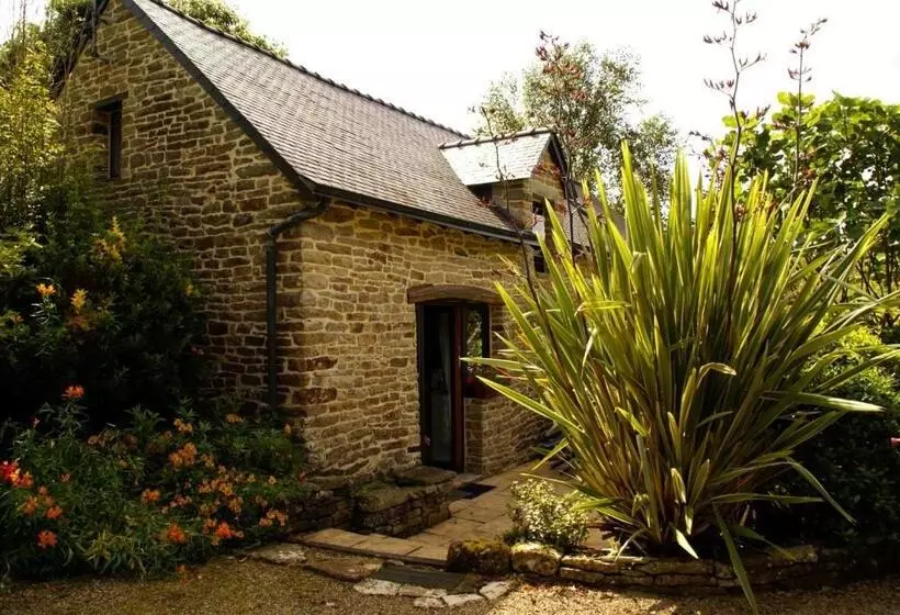 Aamiaismajoitus (B&B) Les Pieds Dans L Herbe