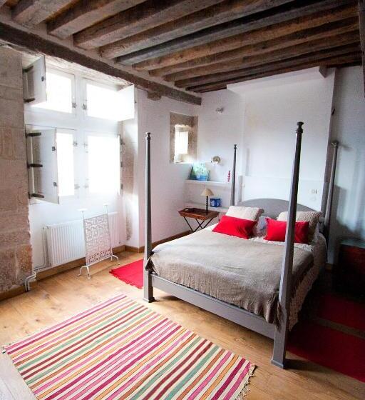 Nocleg ze śniadaniem Les Trois Maillets, Monument Historique