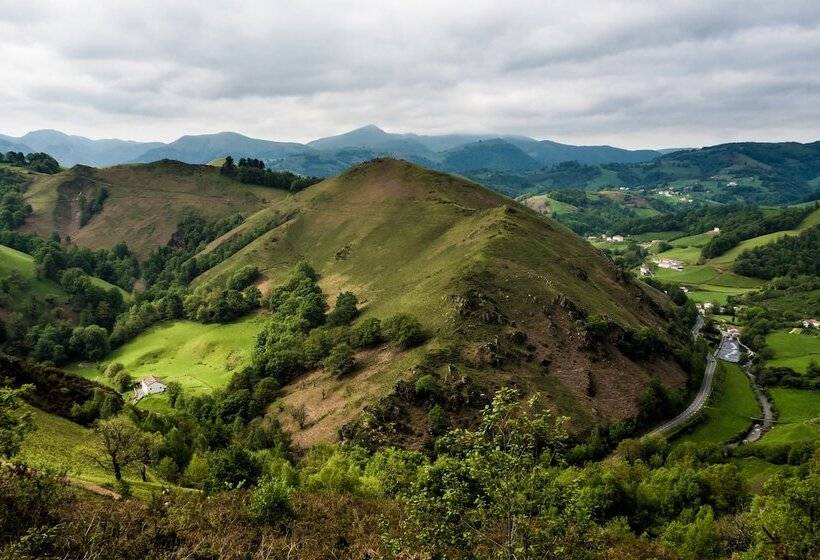 ベッドアンドブレックファースト Maison Aguerria