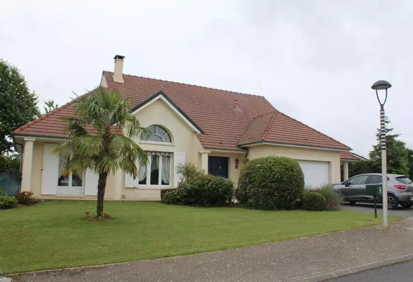 Aamiaismajoitus (B&B) Maison Tobias